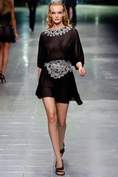 Look 26